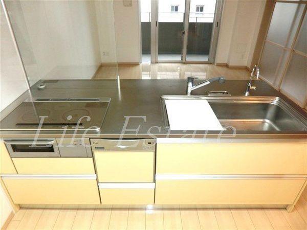 大阪市天王寺区上本町７丁目のマンション