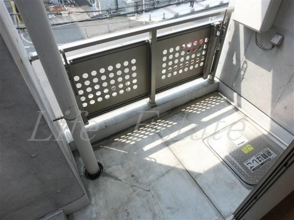 サン・ロレンツ心斎橋東