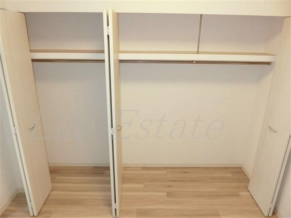プレサンス心斎橋ニスト