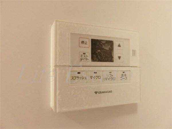 プレサンス心斎橋ニスト