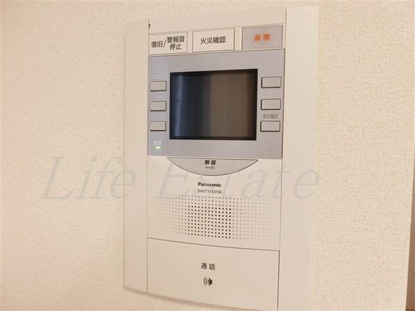 プレサンス心斎橋ニスト