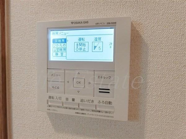 プレサンス心斎橋ニスト