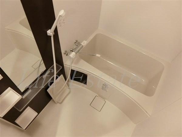 セレニテ心斎橋グランデ