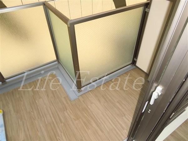プレサンス心斎橋レヨン