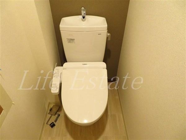 プレサンス心斎橋レヨン