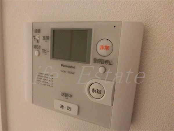 大阪市中央区鎗屋町２丁目のマンション