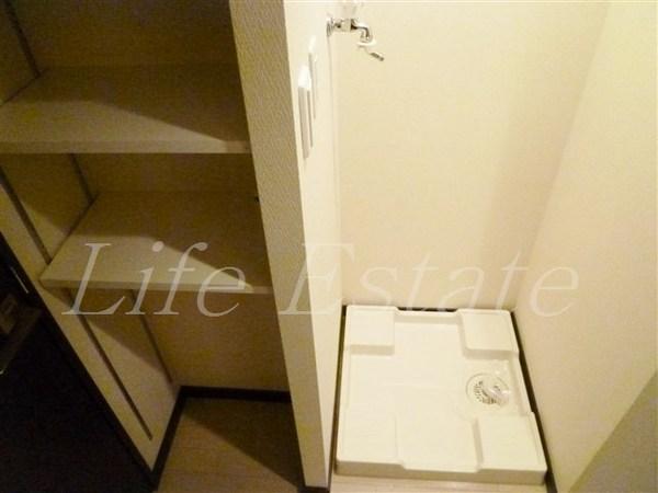 大阪市中央区南船場１丁目のマンション