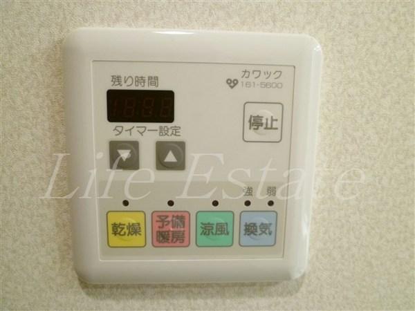 大阪市中央区南船場１丁目のマンション