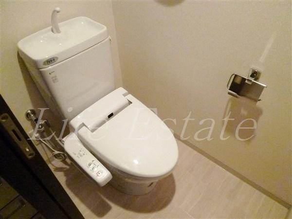 大阪市中央区南船場１丁目のマンション
