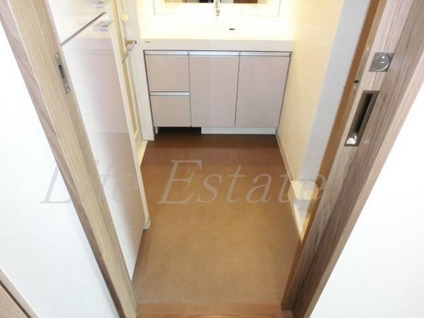 大阪市中央区瓦屋町１丁目のマンション