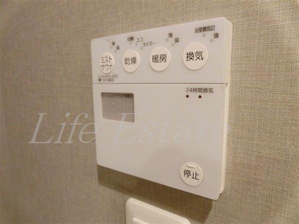 大阪市中央区南船場１丁目のマンション