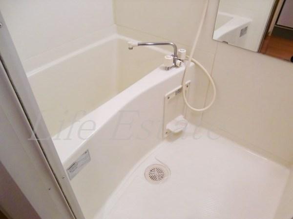 大阪市中央区徳井町２丁目のマンション