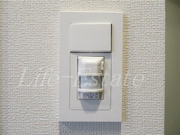 プレサンス谷町九丁目駅前
