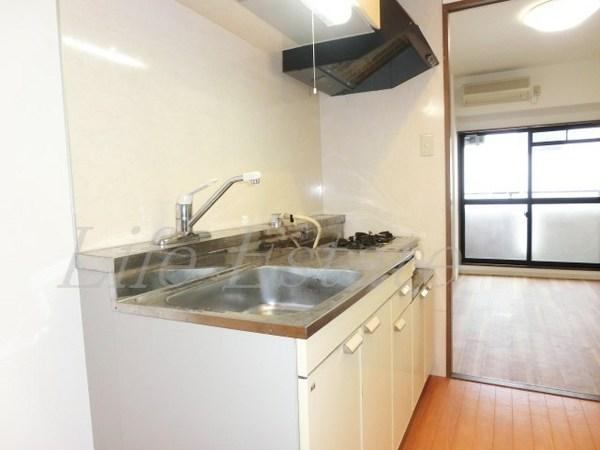 ロジュマン上本町