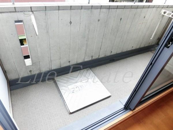 大阪市中央区南船場２丁目のマンション