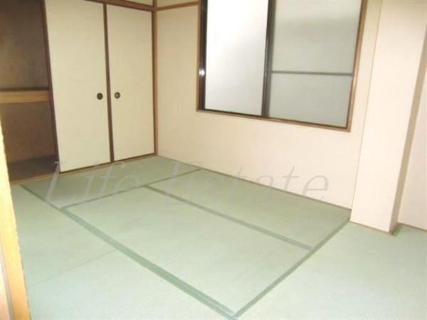 メゾン上町
