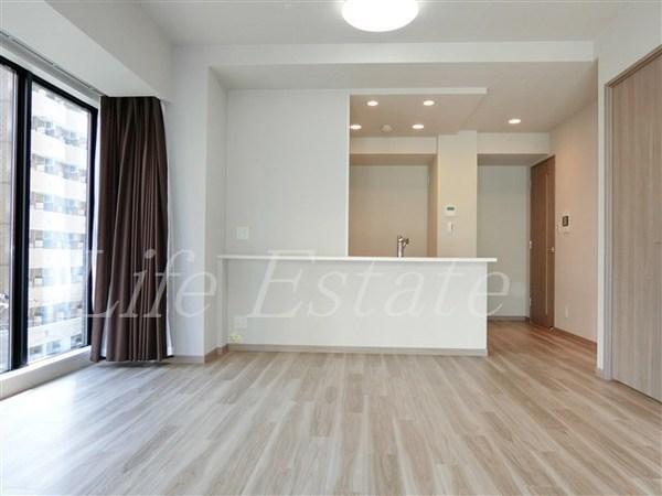 プレサンスレジェンド堺筋本町タワー(リビング)