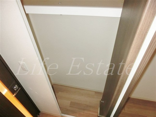 プレサンス本町エクストラ(収納)