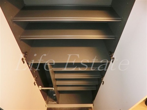 プレサンス本町エクストラ(収納)