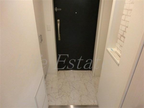 ファーストフィオーレ本町イースト