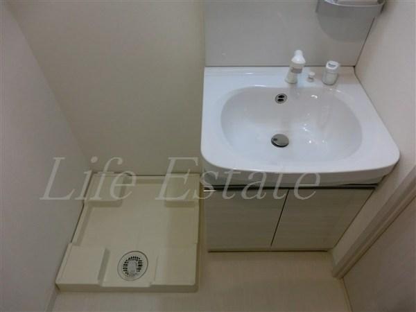 ファーストフィオーレ本町イースト