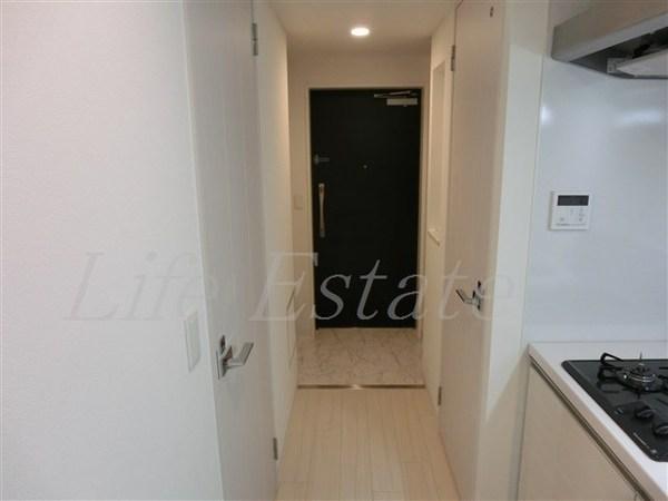 ファーストフィオーレ本町イースト