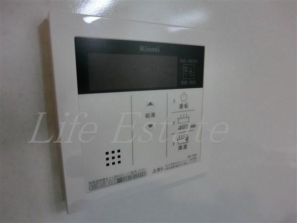 ファーストフィオーレ本町イースト