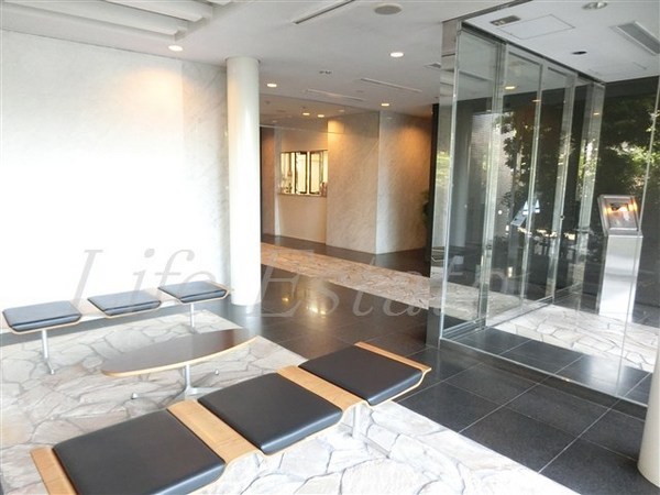 メゾン・ド・ヴィレ大阪城公園前