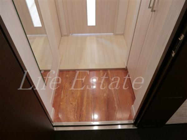 Vinoプレジオ本町