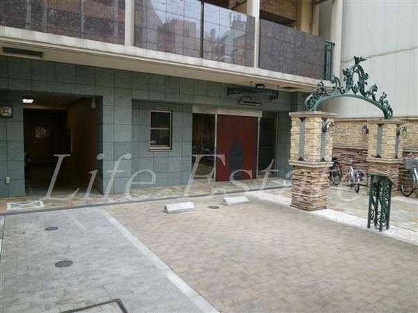 大阪市中央区南久宝寺町１丁目のマンション
