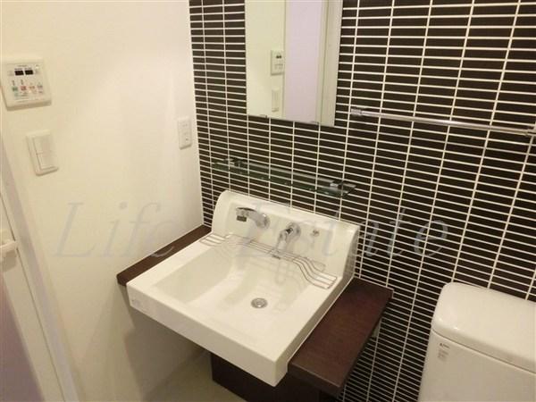 イーストモート高麗橋