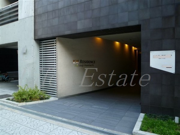 ルクレ堺筋本町レジデンス(エントランス)