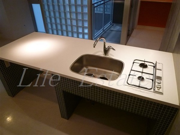 ルクレ堺筋本町レジデンス(キッチン)