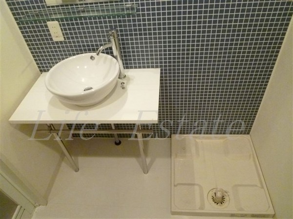 ルクレ堺筋本町レジデンス(洗面台・洗面所)