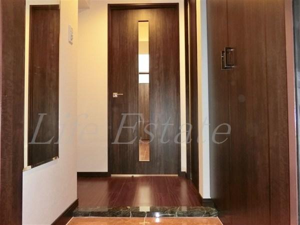 プレジオ本町(玄関)