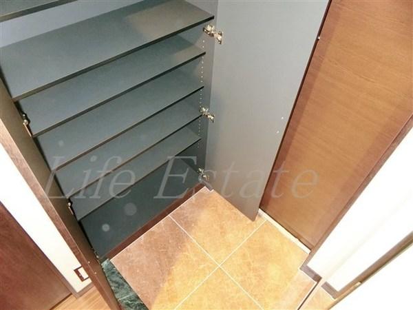 プレジオ本町(収納)