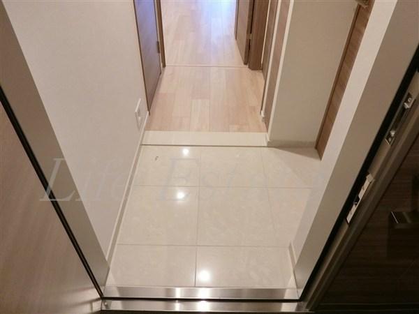 大阪市中央区南本町４丁目のマンション