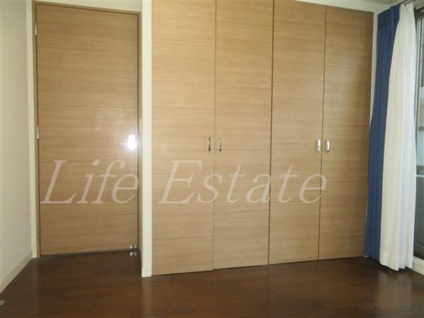 大阪市中央区南船場2丁目のマンション(洋室)