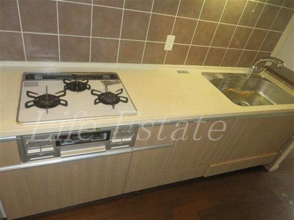 大阪市中央区南船場2丁目のマンション(キッチン)
