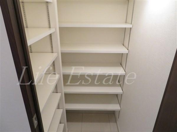 RJR堺筋本町タワー(収納)