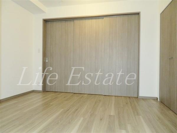 プレサンスロジェ堺筋本町(洋室)