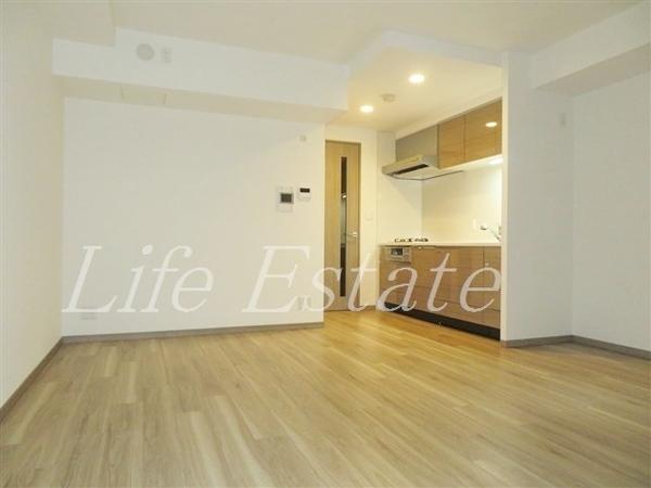 プレサンスロジェ堺筋本町(リビング)