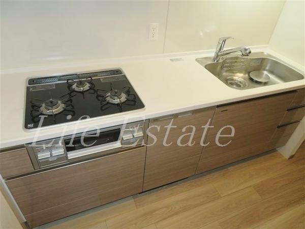 プレサンスロジェ堺筋本町(キッチン)