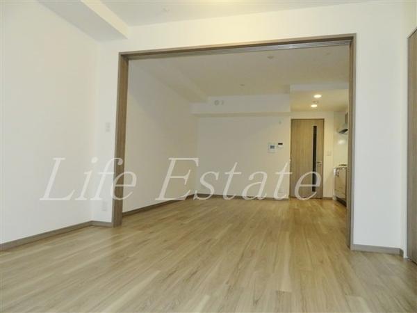 プレサンスロジェ堺筋本町(リビング)