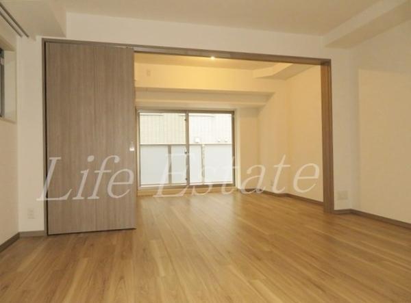 プレサンスロジェ堺筋本町(リビング)