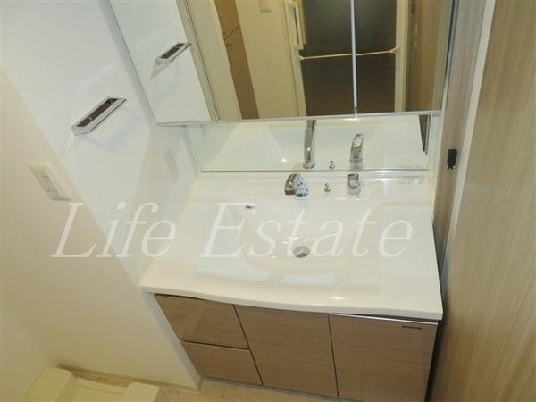 プレサンスロジェ堺筋本町(洗面台・洗面所)