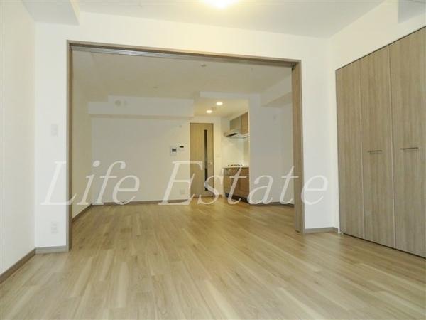 プレサンスロジェ堺筋本町(リビング)