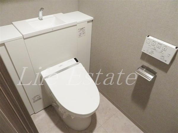 プレサンスロジェ堺筋本町(トイレ)