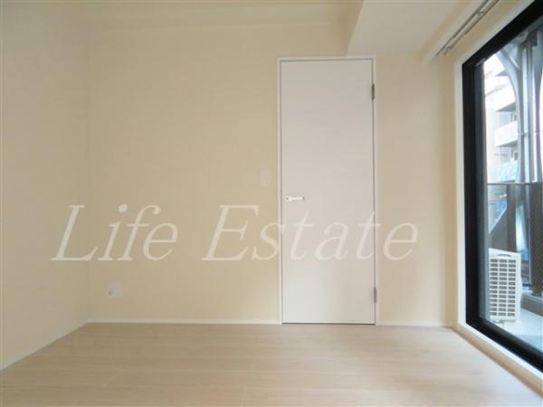 BRAVE常盤町Ⅱ(洋室)