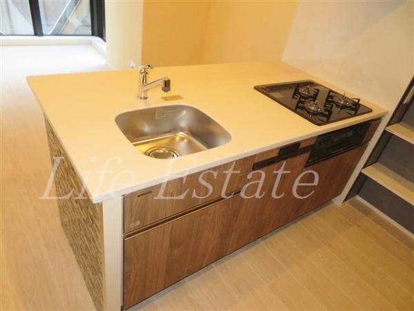 BRAVE常盤町Ⅱ(キッチン)